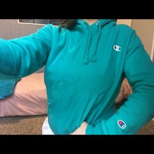 Like new Champion Hoodie! 🦋